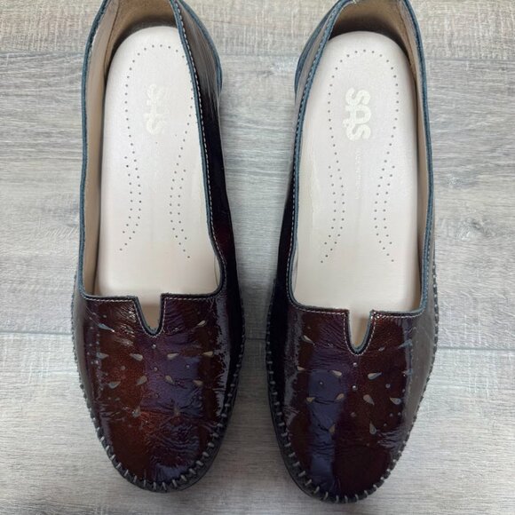 SAS Sonyo Bordo Red Patent Leather Slip On Low Heel Pumps Women's Size 8 - Picture 2 of 7